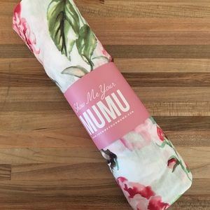 Show Me Your Mumu robe